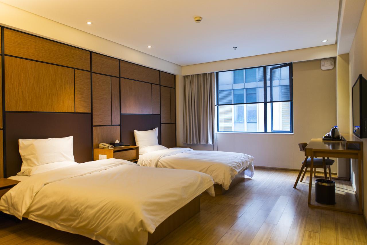 Ji Hotel Changchun Oriental Plaza Exterior photo